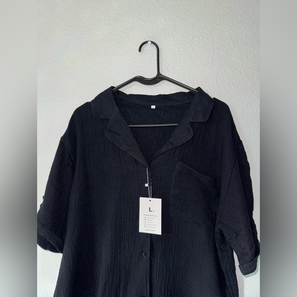 Flygon top 
Cotton
Large 
Closure type Button up - Picture 3 of 7